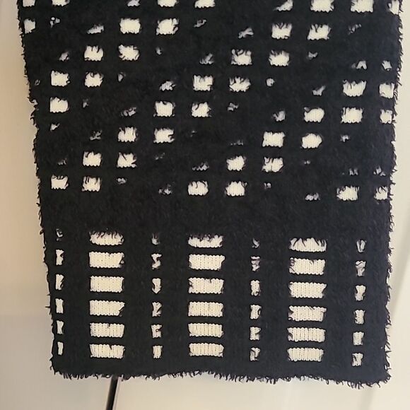 Top Shop Geometric Pattern Fit And Flare Knitted Mini Dress Black White Size US8 - Picture 8 of 14